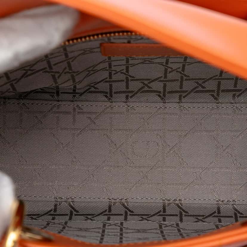 Dior Small Lambskin Cannage MyABCDior Lady Dior Orange Leather Very good condition - Model View