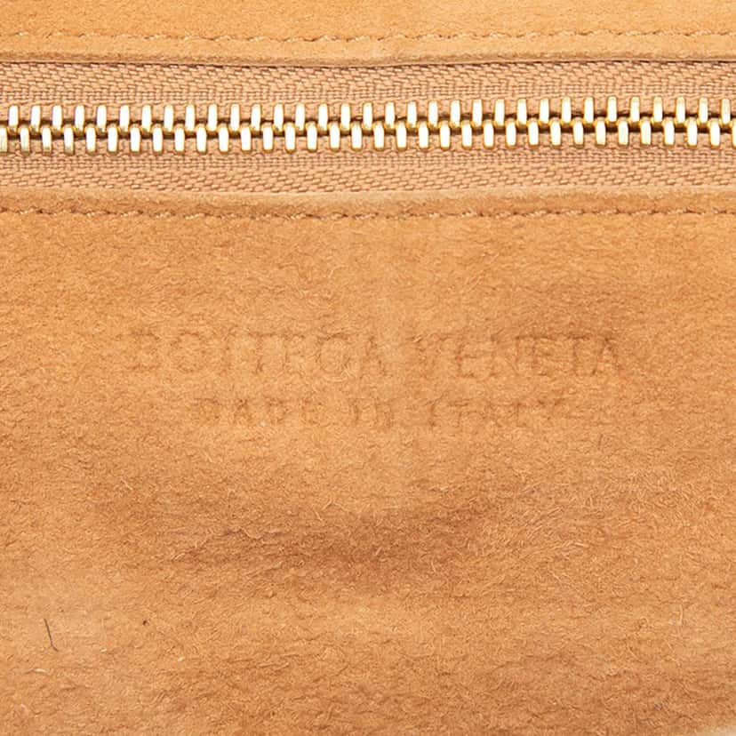 Bottega Veneta Mini Calfskin Maxi Intrecciato Arco Slouch Satchel White Leather Very good condition - Box View