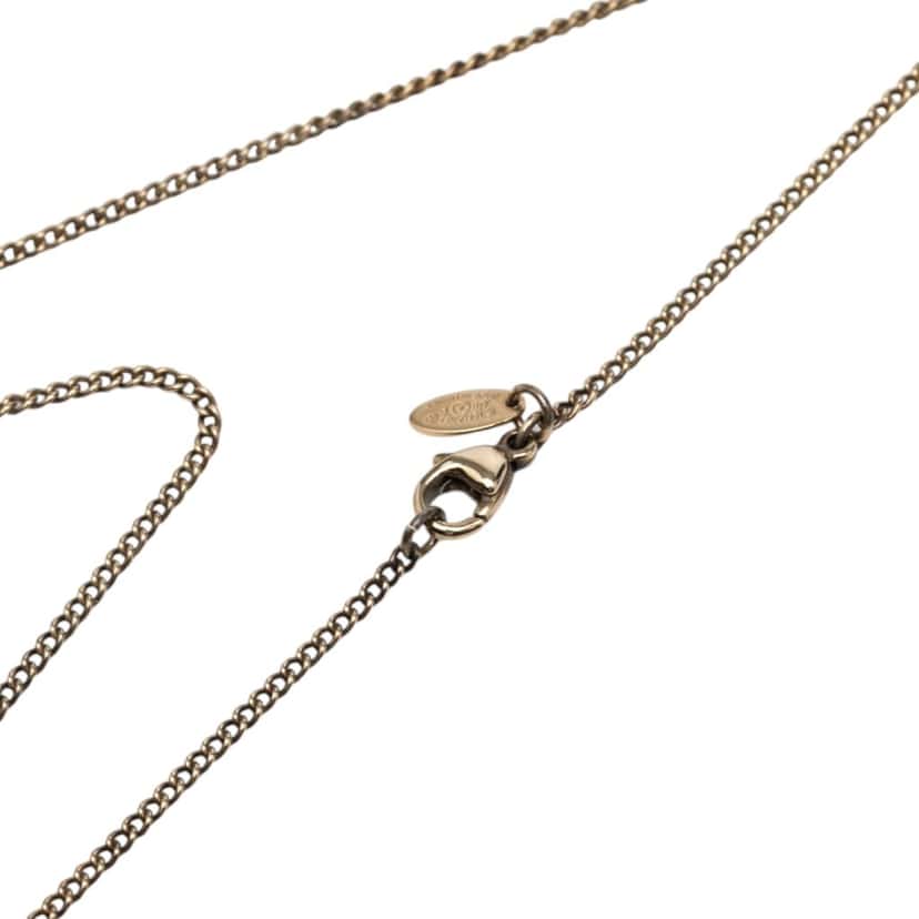 Chanel CC Gold Plated Enamel Pendant Necklace Gold Metal Very good condition - Model View