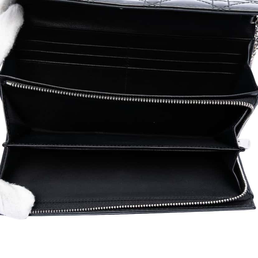 Dior Patent Cannage Lady Dior Wallet On Chain Black Leather Very good condition - Model View