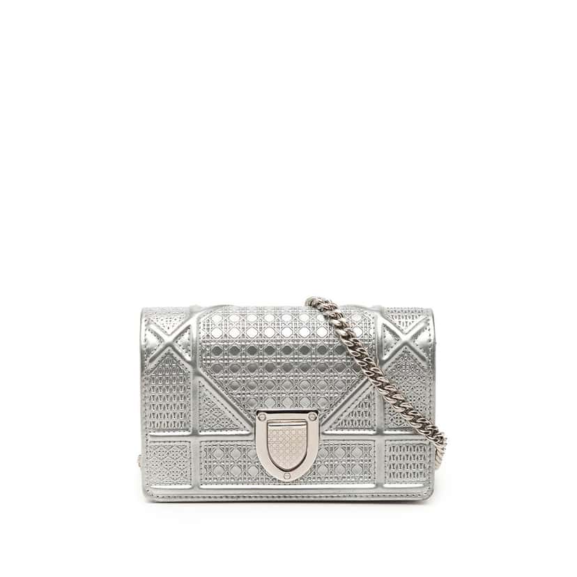 Dior Baby Metallic Patent Microcannage Diorama Flap Silver Leather Good condition - Front View