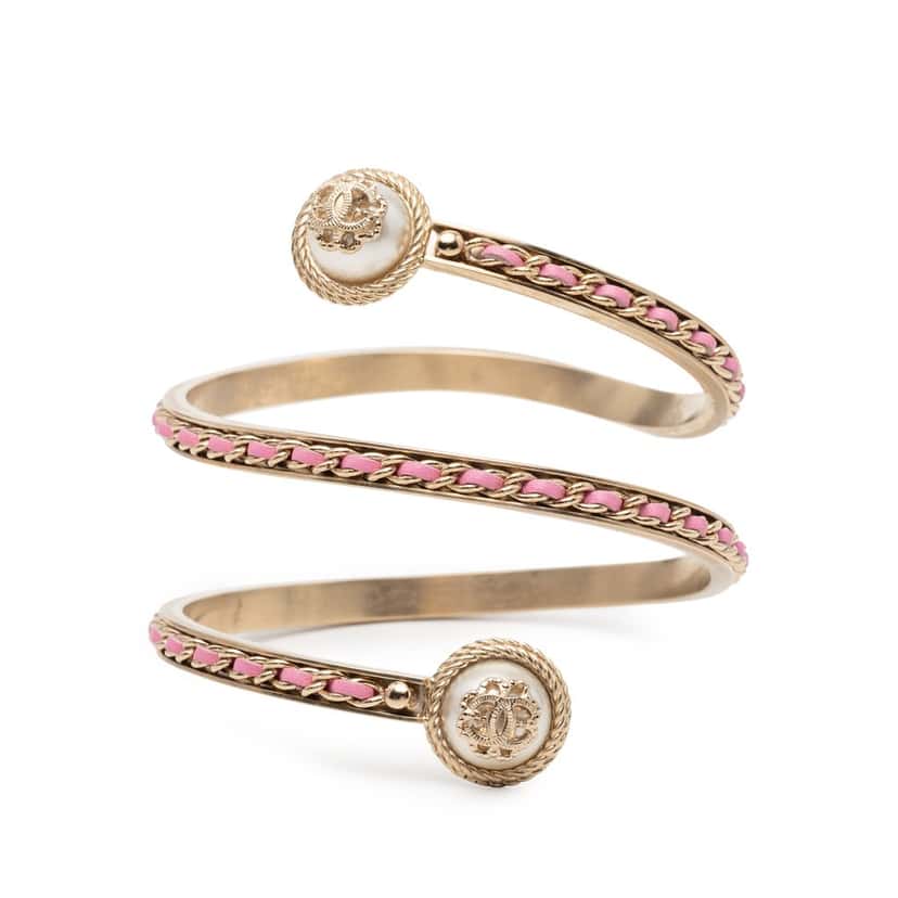 Chanel Gold Plated Lambskin Pearl Twist CC Bangle Bracelet S Pink Metal Very good condition - Front View