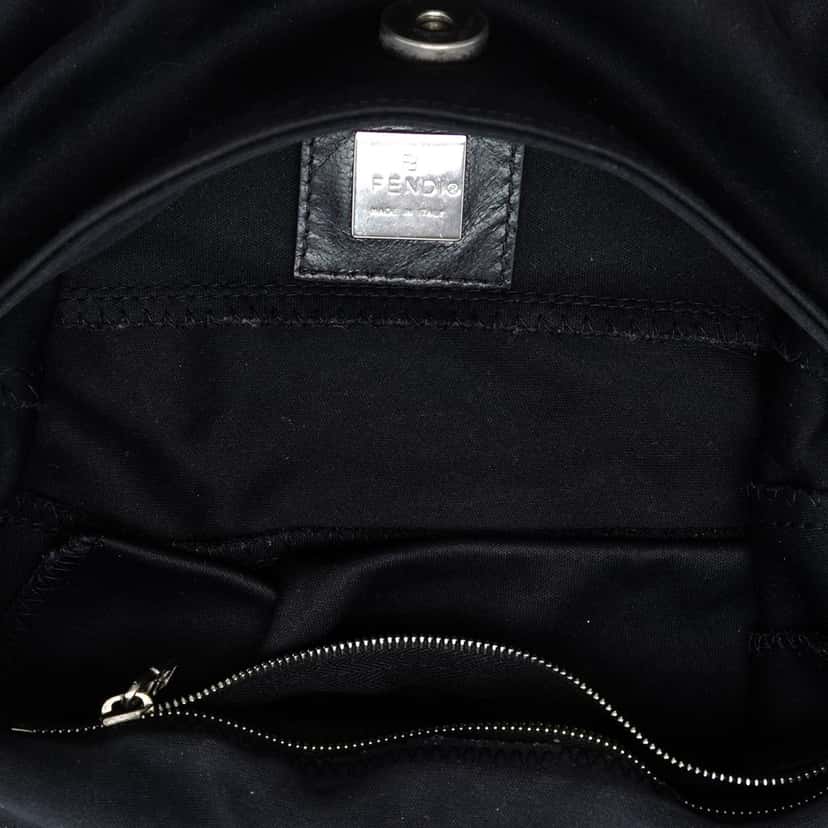 Fendi Cotton FF Shoulder Bag Black Very good condition - Model View