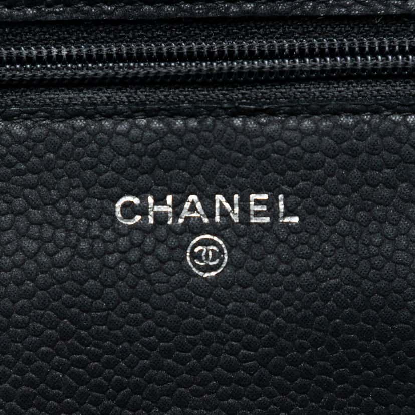 Chanel CC Quilted Caviar Wallet on Chain Black Leather Very good condition - Box View