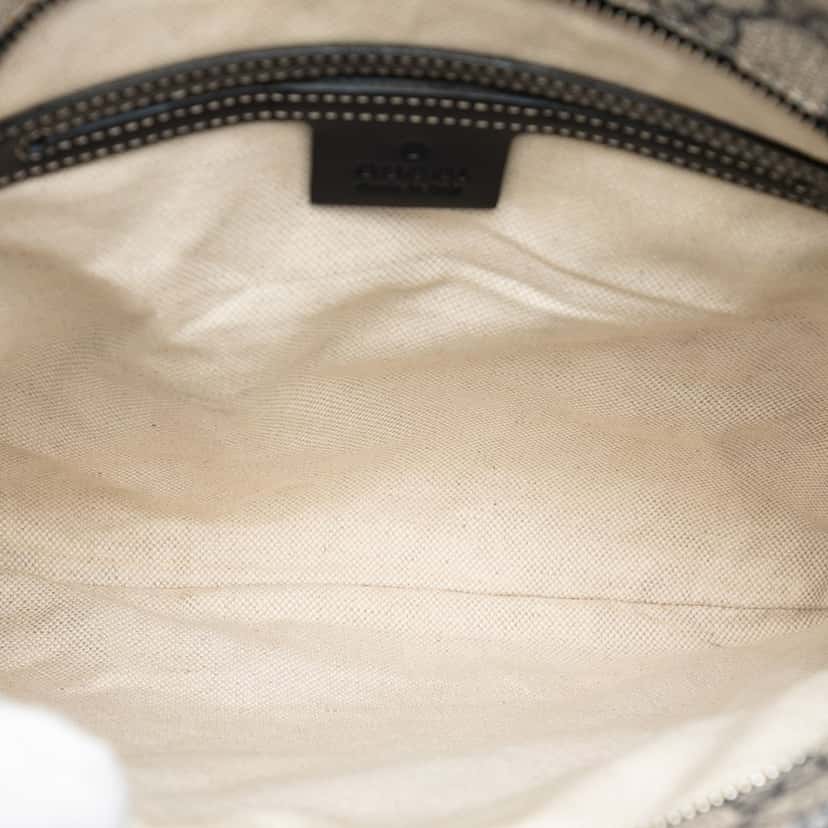 Gucci GG Supreme Crossbody Beige Very good condition - Model View