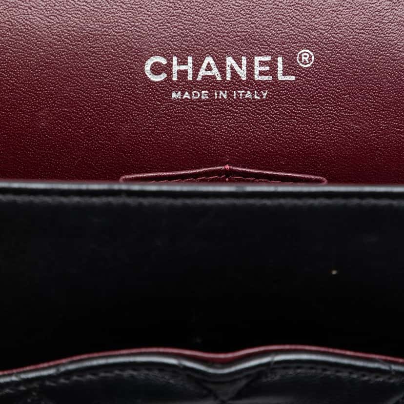 Chanel Jumbo Classic Lambskin Double Flap Black Leather Very good condition - Box View