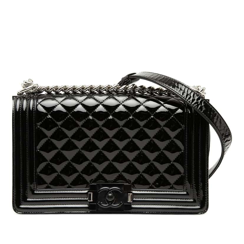 Chanel Old Medium Quilted Patent Acrylic Boy Flap Black Leather Very good condition - Front View