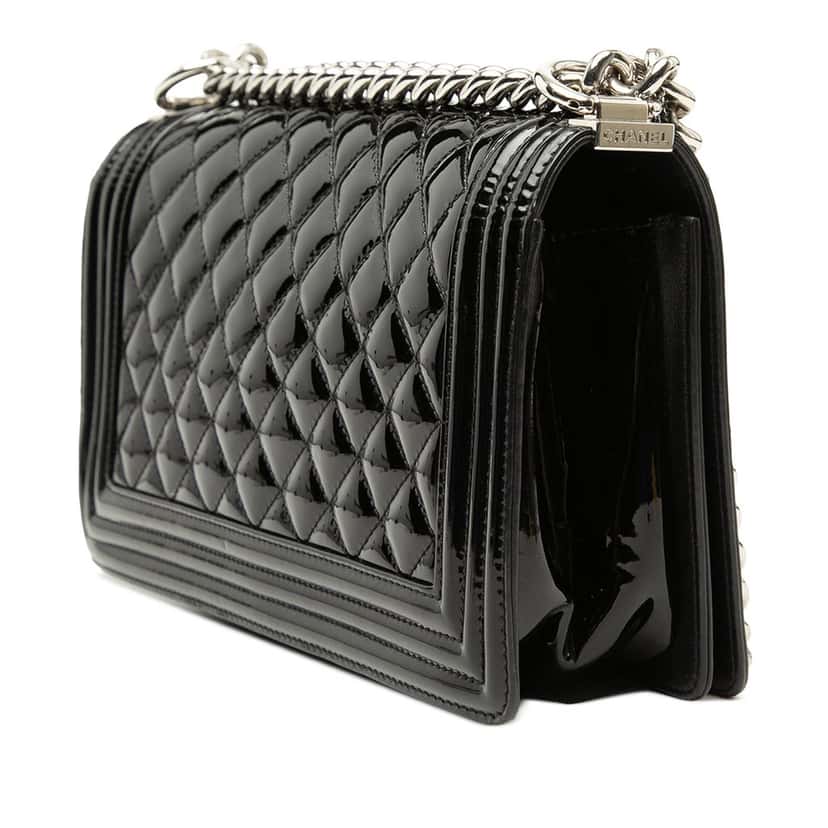 Chanel Old Medium Quilted Patent Acrylic Boy Flap Black Leather Very good condition - Back View