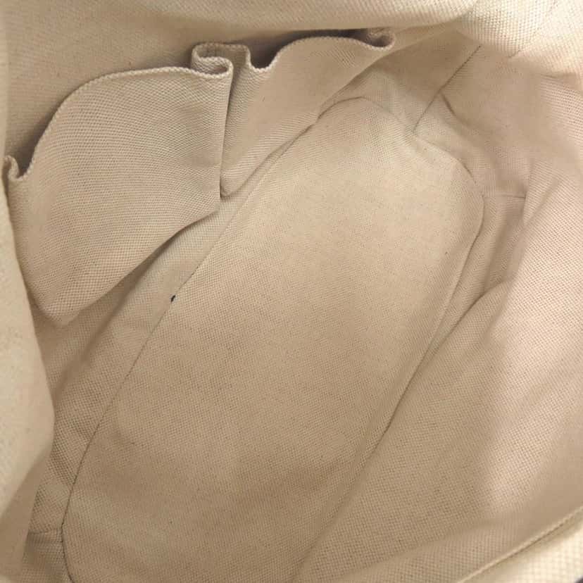 Gucci Diamante Canvas Sukey Satchel Beige Very good condition - Model View