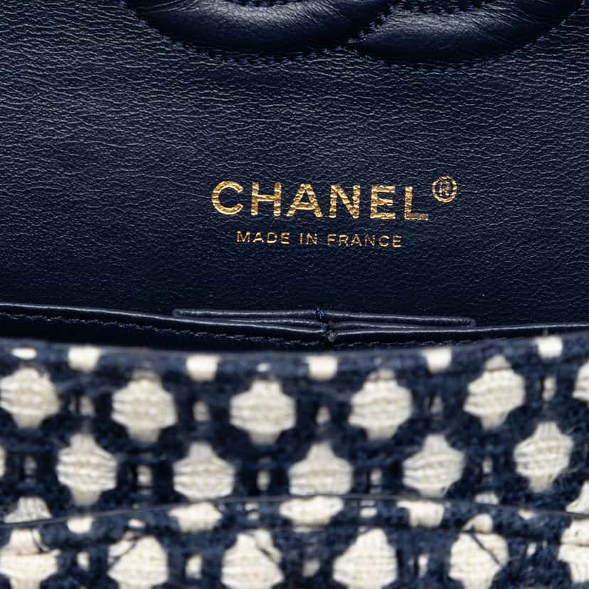 Chanel Medium Classic Tweed Bijoux Chain Double Flap Blue Very good condition - Box View