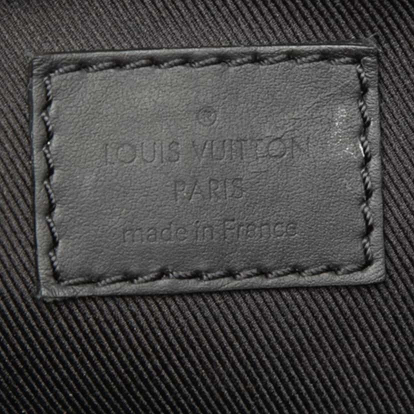 Louis Vuitton Monogram Taurillon Steamer Wearable Wallet Black Leather Very good condition - Box View