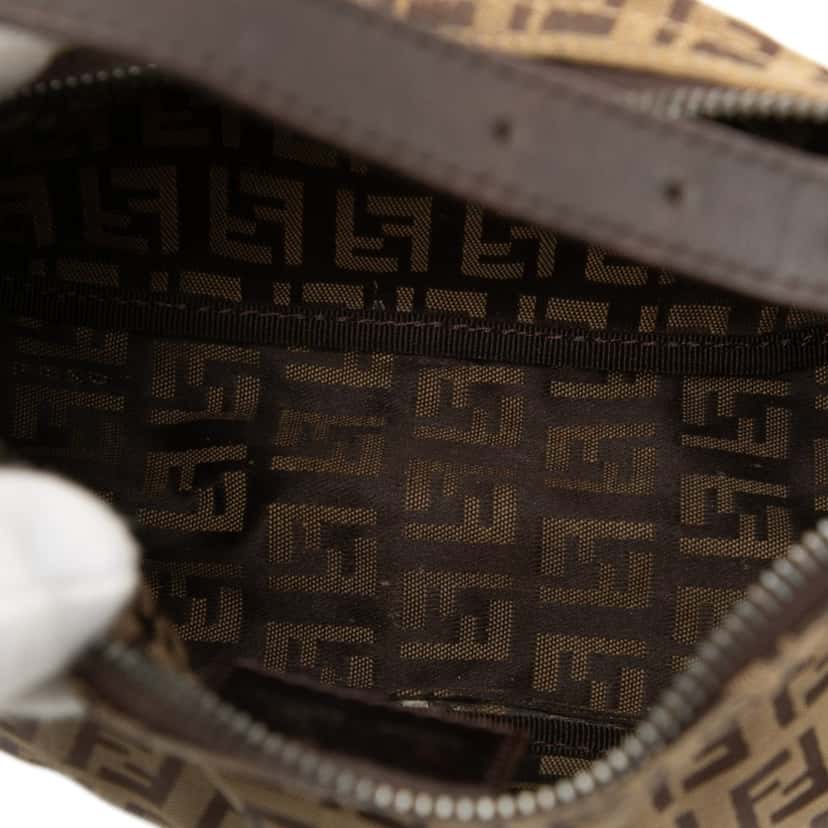 Fendi Zucchino Canvas Handbag Brown Very good condition - Model View