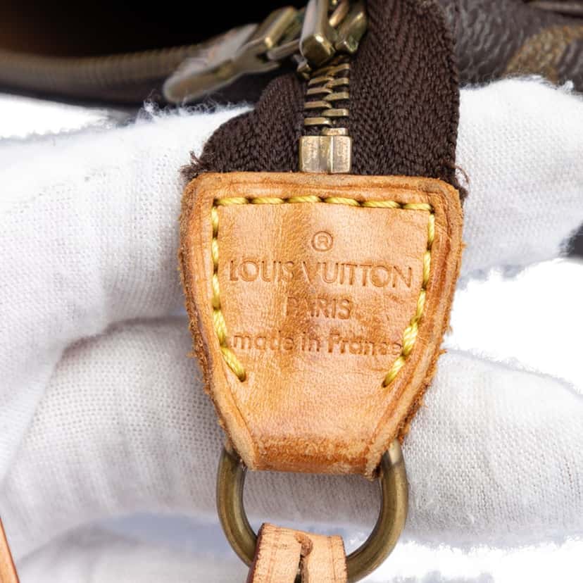 Louis Vuitton Monogram Pochette Accessoires Brown Very good condition - Box View