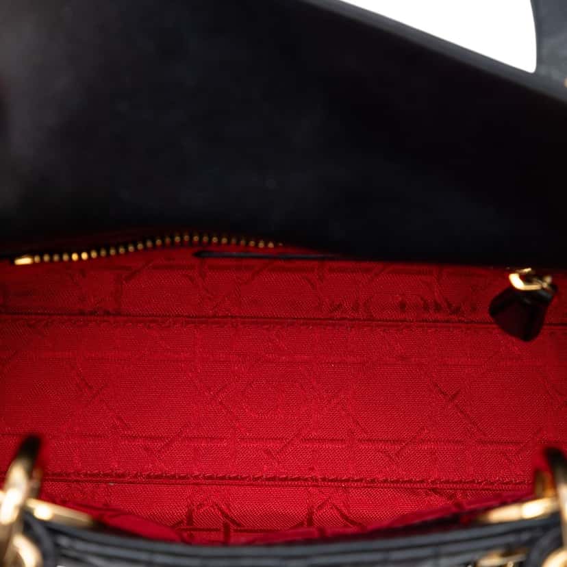 Dior Mini Lambskin Cannage Lady Dior Black Leather Very good condition - Model View