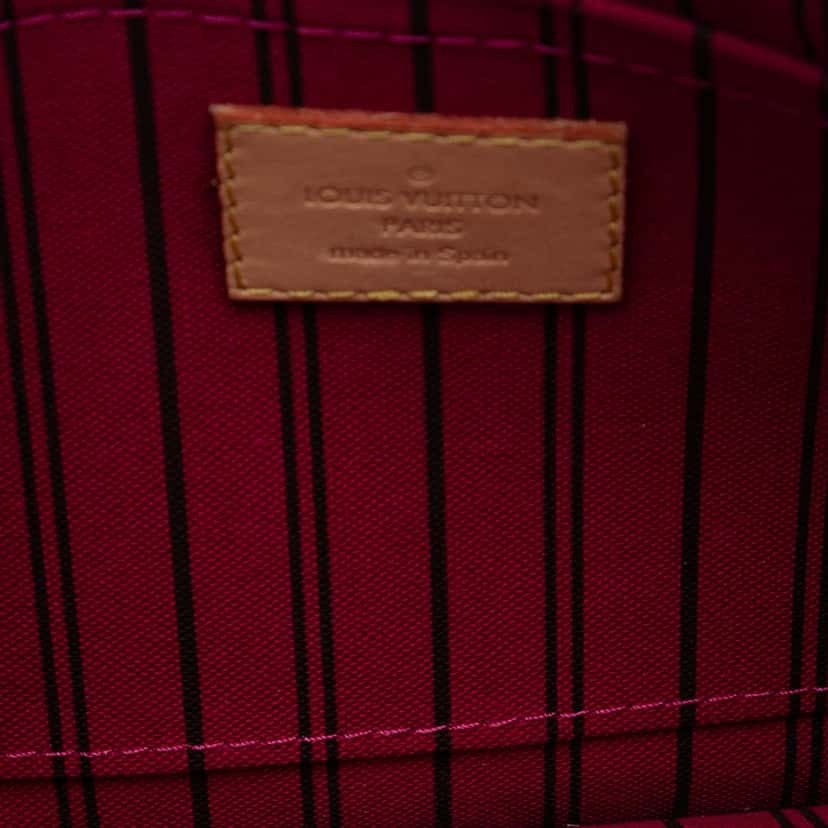 Louis Vuitton Monogram Neverfull MM Pouch Brown Very good condition - Model View