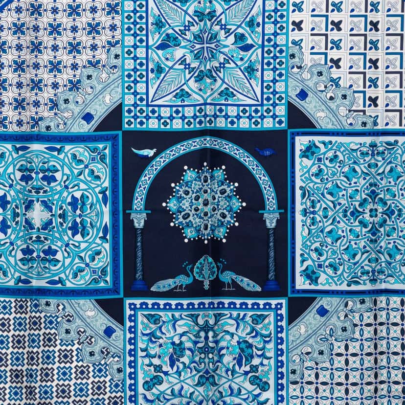 Hermès Ciels Byzantins Silk Scarf Blue Very good condition - Back View