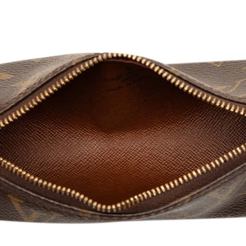 Louis Vuitton Monogram Papillon Pochette Brown Very good condition - Model View