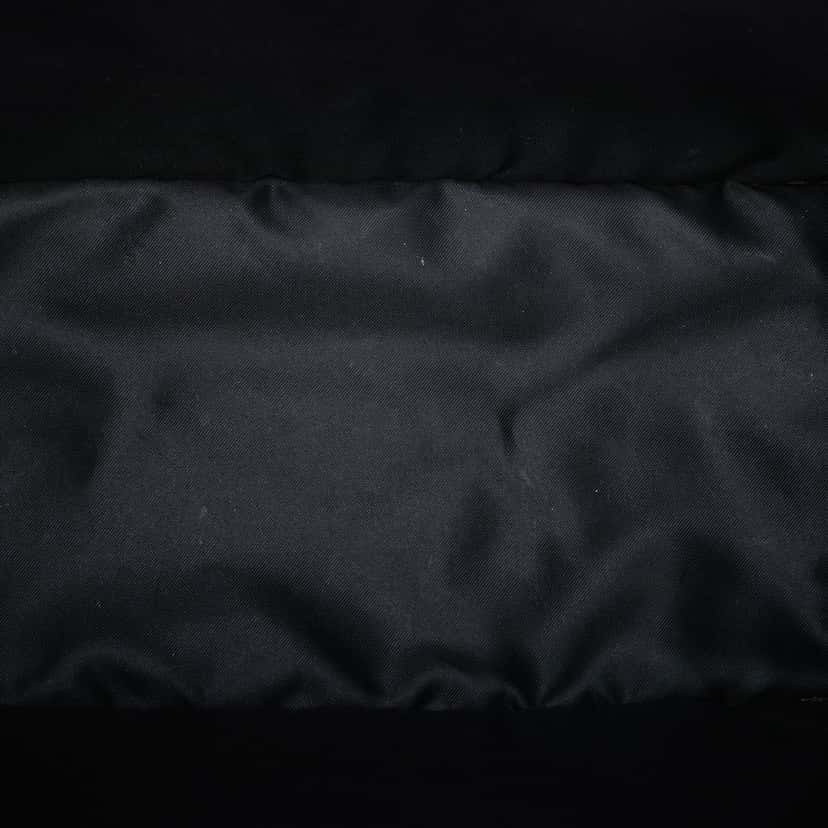 Gucci GG Canvas Tote Black Very good condition - Model View