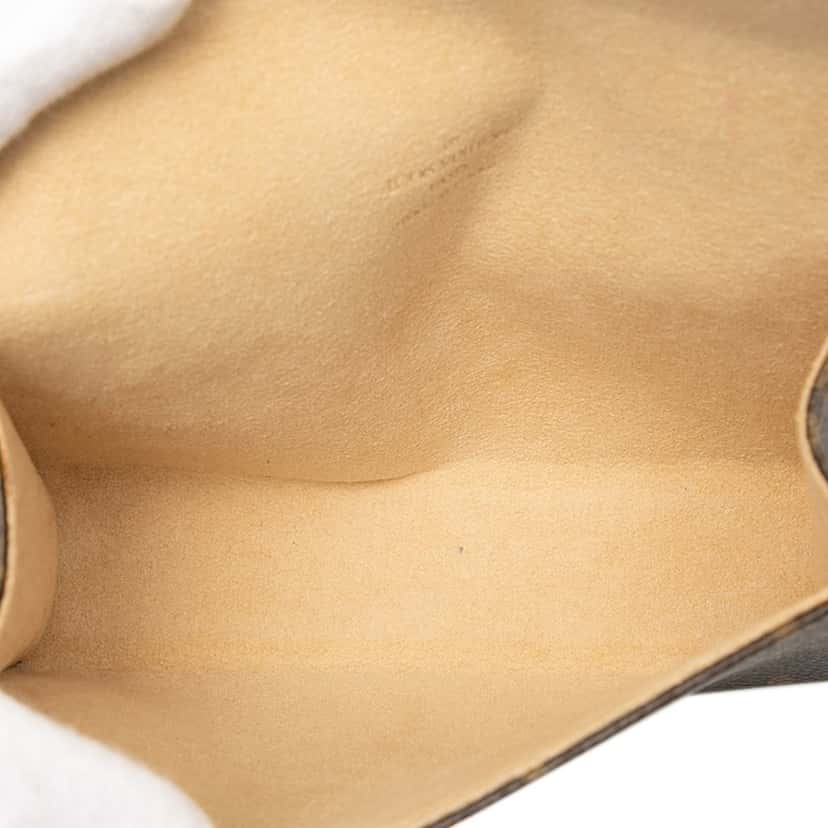 Louis Vuitton Monogram Pochette Florentine Brown Very good condition - Model View