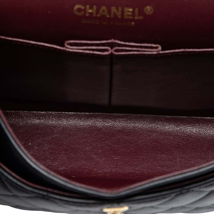 Chanel Small Classic Lambskin Double Flap Black Leather Very good condition - Model View