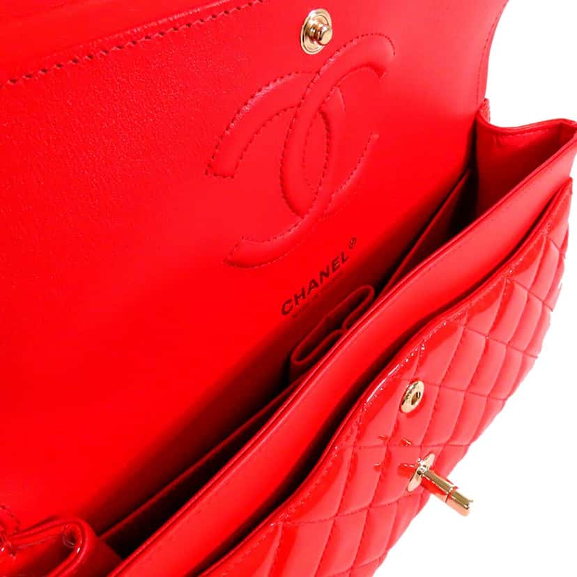 Chanel Medium Classic Patent Double Flap Red Leather Very good condition - Model View