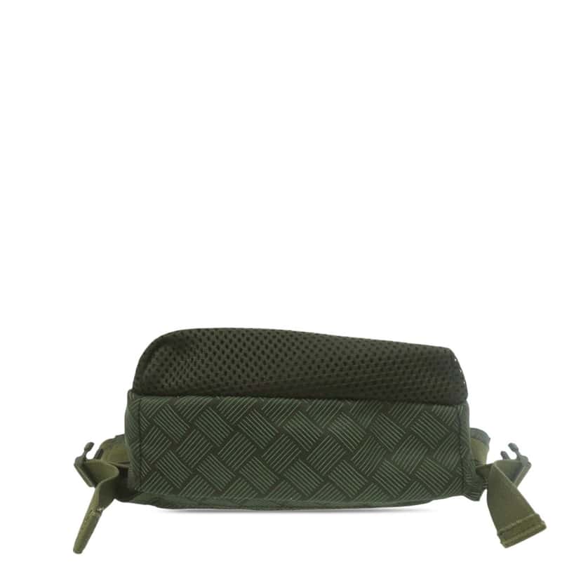 Bottega Veneta Nylon and Mesh Intrecciato Belt Bag Green Never worn - Inside View