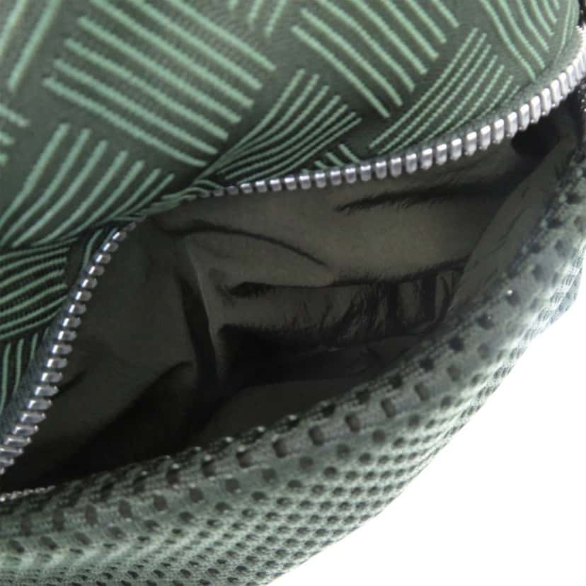 Bottega Veneta Nylon and Mesh Intrecciato Belt Bag Green Never worn - Model View