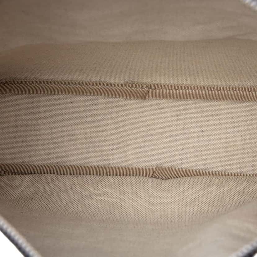 Gucci GG Supreme Crossbody Beige Very good condition - Model View