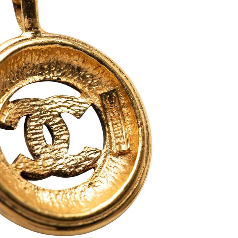 Chanel CC Gold Plated Sunburst Medallion Pendant Necklace Gold Metal Very good condition - Inside View