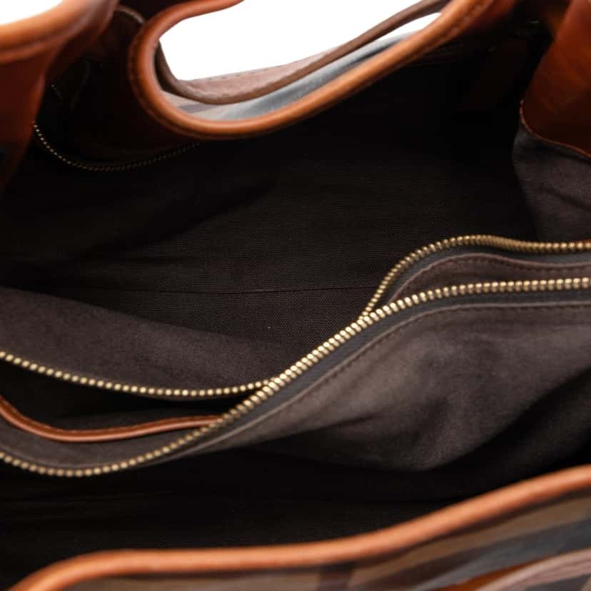 Burberry Medium Smoke Check Coated Canvas Walden Belted Hobo Brown Very good condition - Model View