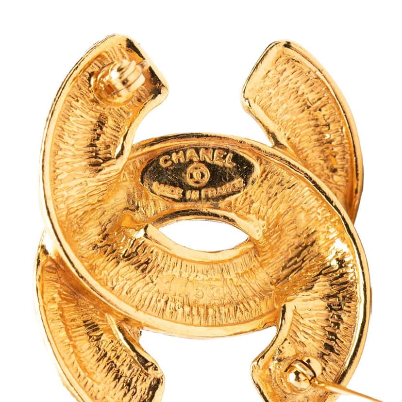 Chanel CC Gold Plated Quilted Brooch Gold Metal Very good condition - Inside View