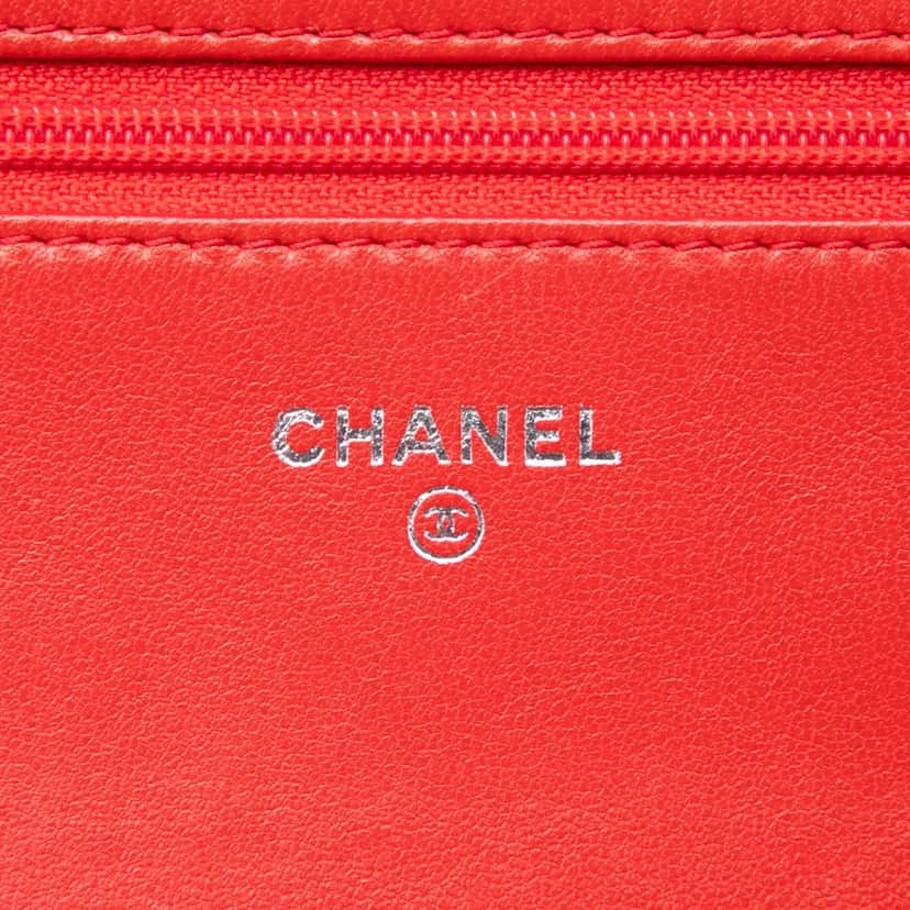 Chanel Stitched CC Quilted Lambskin Wallet on Chain Red Leather Very good condition - Box View