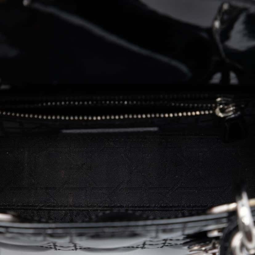 Dior Mini Patent Cannage Lady Dior Black Leather Very good condition - Model View