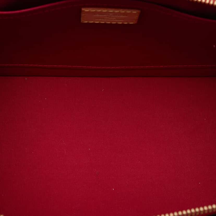Louis Vuitton Monogram Vernis Rosewood Avenue Red Leather Very good condition - Model View