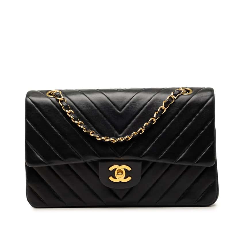 Chanel Medium Classic Chevron Lambskin Double Flap Black Leather Very good condition - Front View