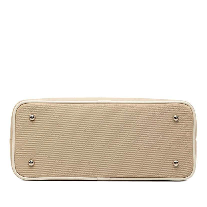 Burberry Nova Check Trimmed Canvas Shoulder Bag Beige Very good condition - Inside View