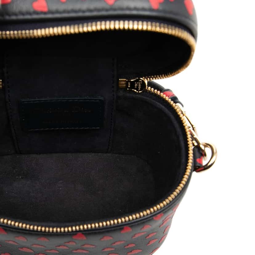 Dior Micro Lambskin Heart Print Lady Dior Vanity Case Blue Leather Very good condition - Model View