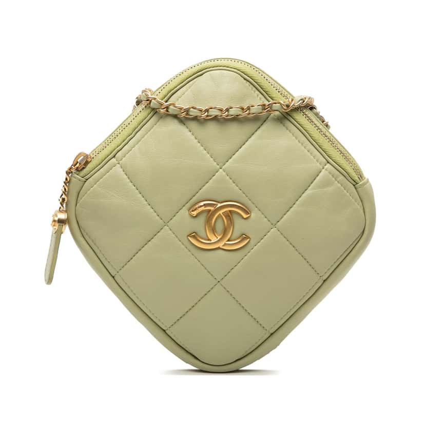 Chanel CC Quilted Lambskin Diamond Clutch with Chain Green Leather Good condition - Front View