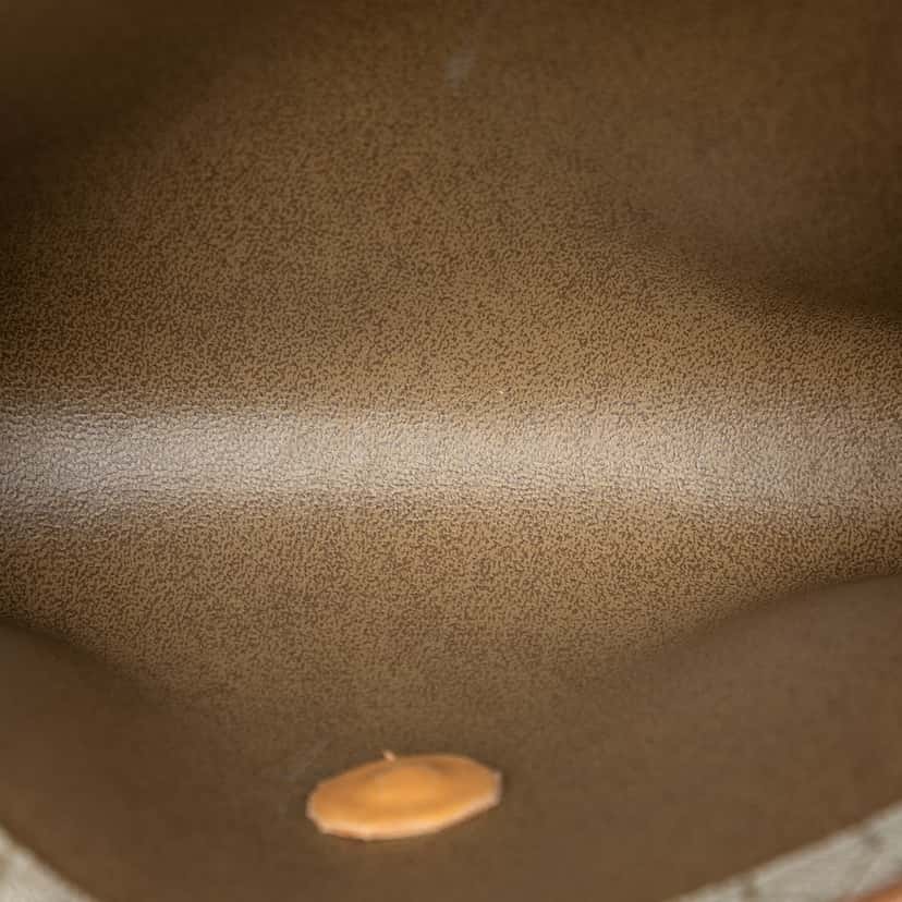 Dior Honeycomb Coated Canvas Chain Crossbody Beige Very good condition - Model View