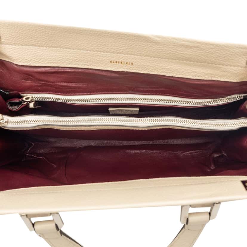 Gucci Medium Calfskin Zumi Top Handle Bag White Leather Very good condition - Model View