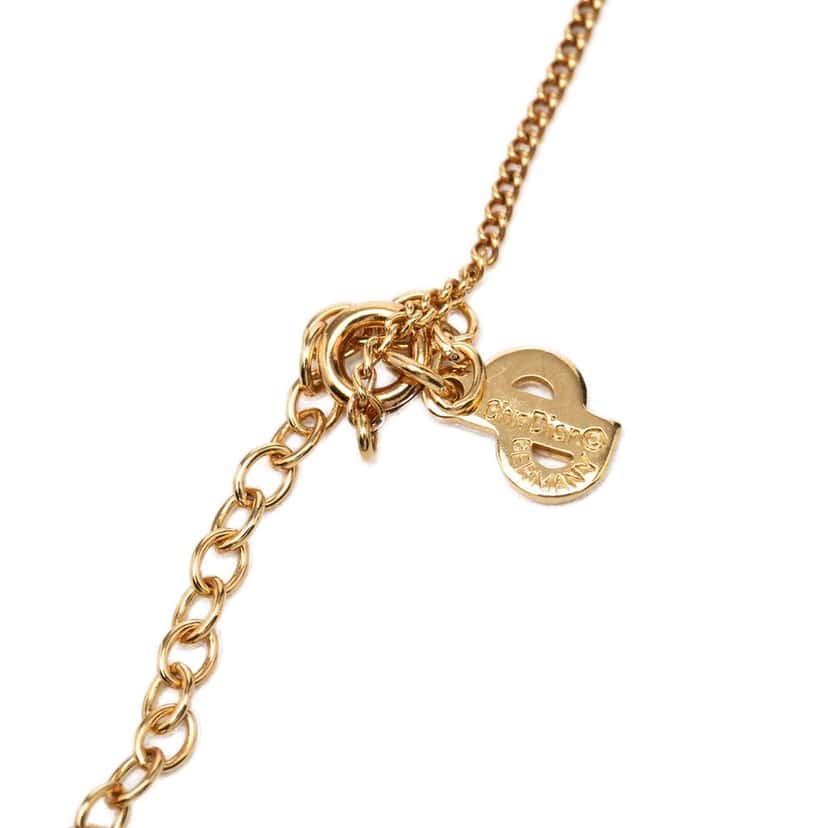 Dior Gold Plated CD Logo Oval Pendant Necklace Gold Metal Very good condition - Model View