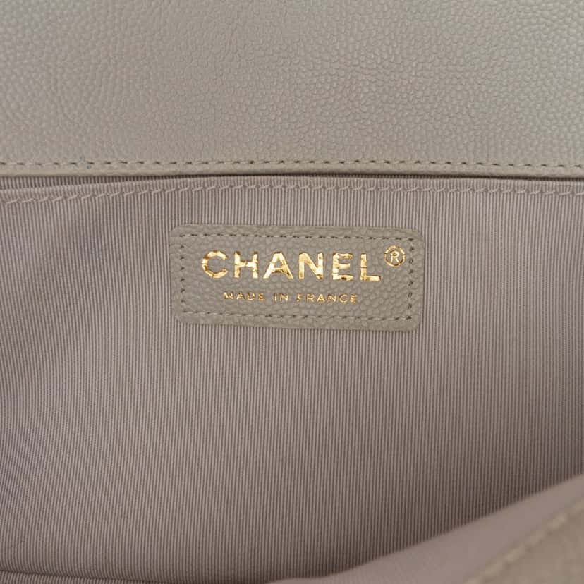 Chanel Old Medium Quilted Caviar Boy Flap Other Leather Very good condition - Box View