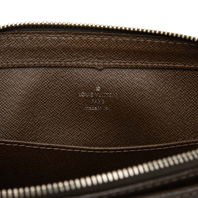 Louis Vuitton Taiga Pochette Baikal Brown Leather Very good condition - Box View