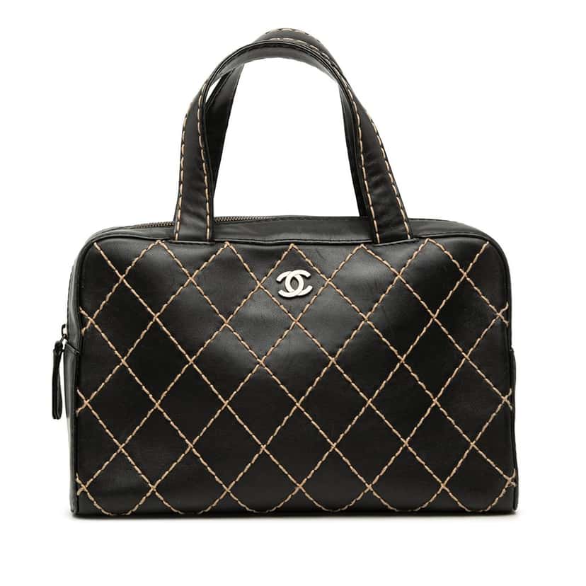 Chanel CC Lambskin Wild Stitch Handbag Black Leather Good condition - Front View