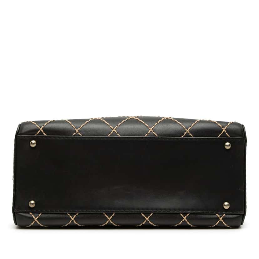 Chanel CC Lambskin Wild Stitch Handbag Black Leather Good condition - Inside View