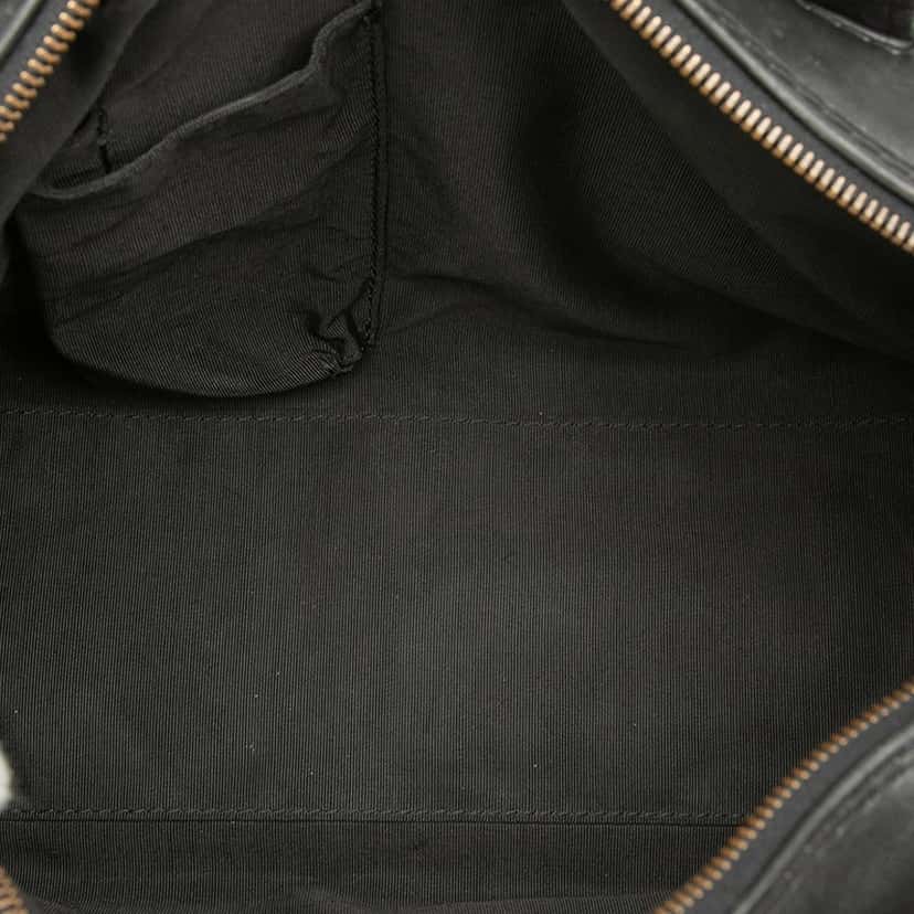 Chanel CC Lambskin Wild Stitch Handbag Black Leather Good condition - Model View