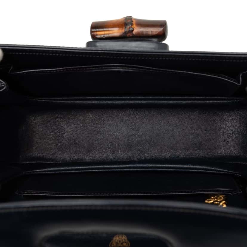 Gucci Calfskin Bamboo Night Blue Leather Very good condition - Model View