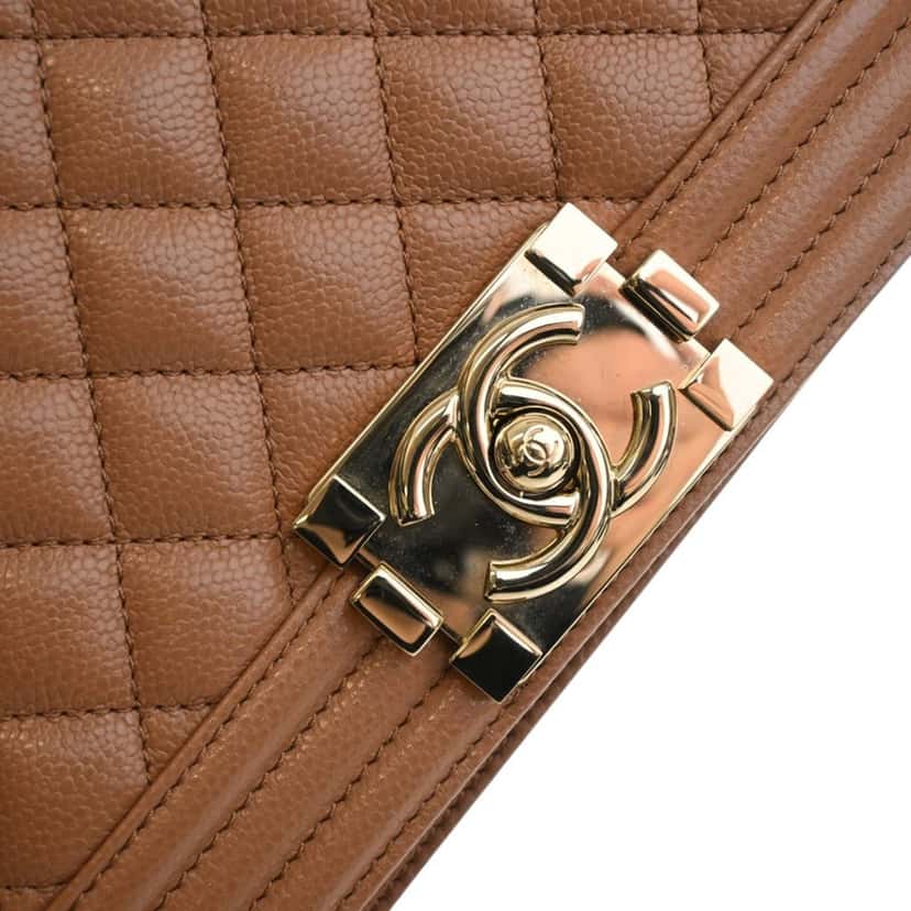 Chanel Old Medium Quilted Caviar Boy Flap Brown Leather Very good condition - Box View