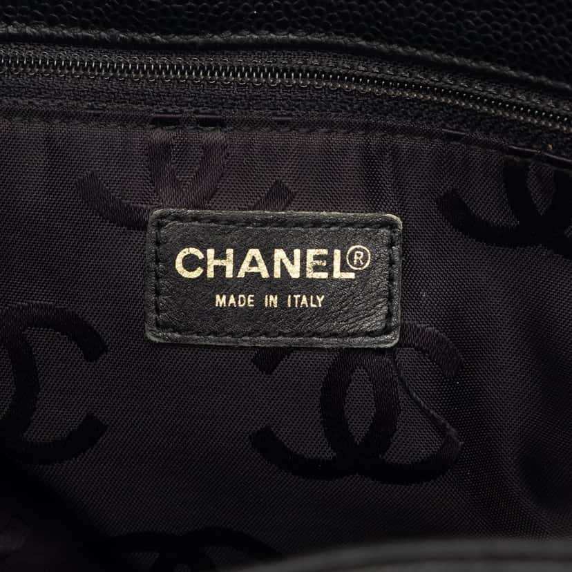 Chanel CC Caviar Drawstring Tote Black Leather Very good condition - Box View