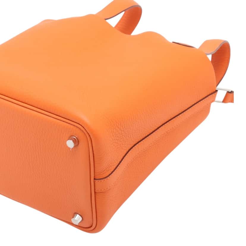 Hermès Clemence Picotin Lock 18 Orange Leather Very good condition - Model View